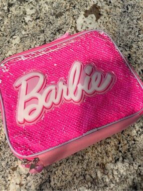 Barbie Hot Pink Sequin insulated lunch box